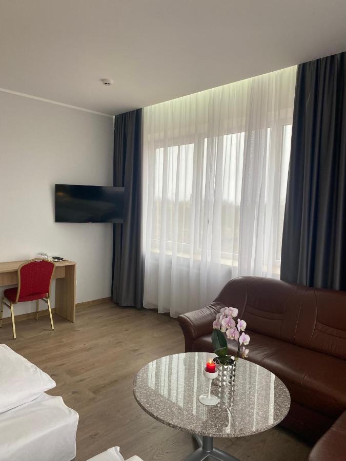 Viesbutis Banga Hotel Taurage Exterior photo