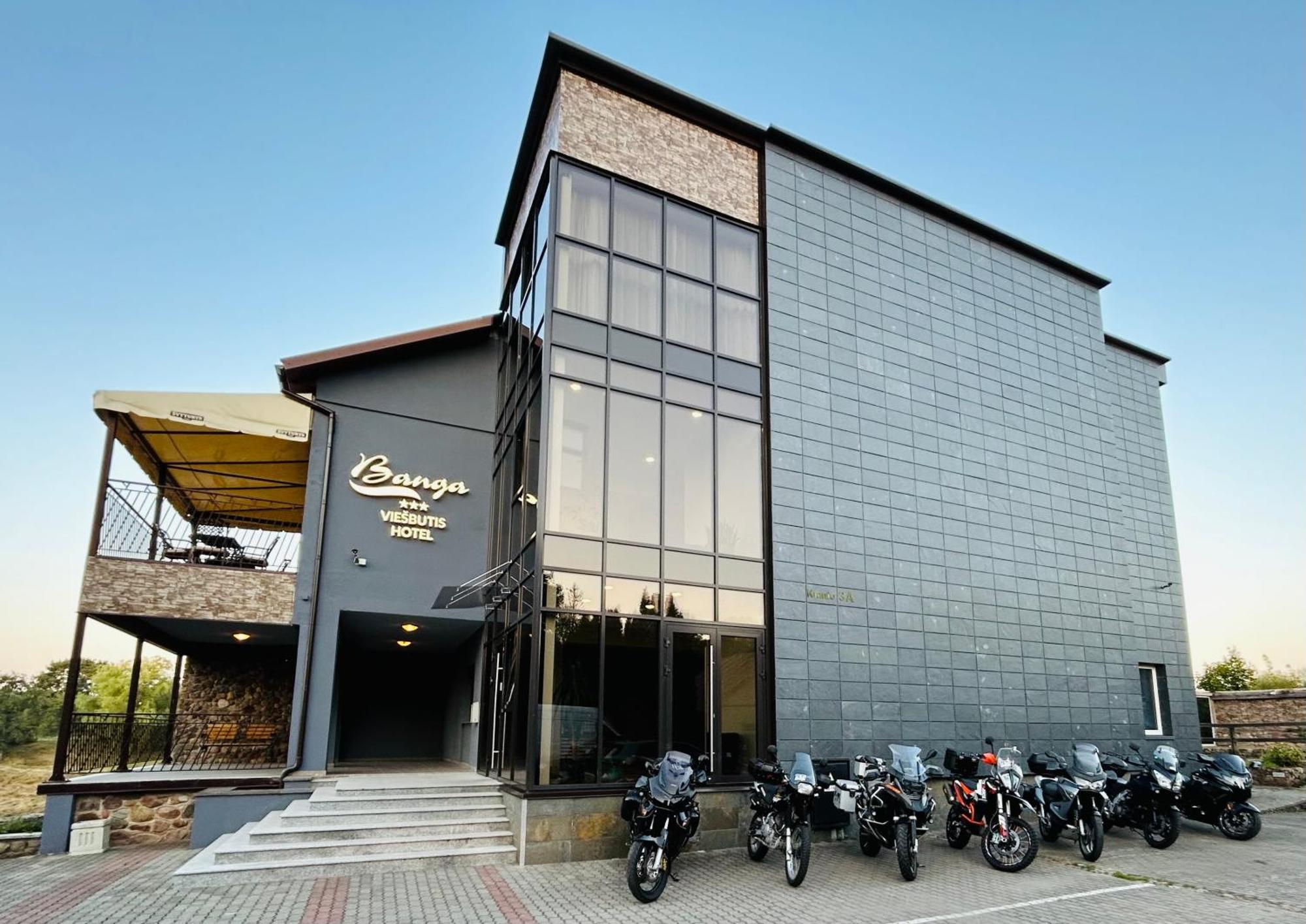 Viesbutis Banga Hotel Taurage Exterior photo